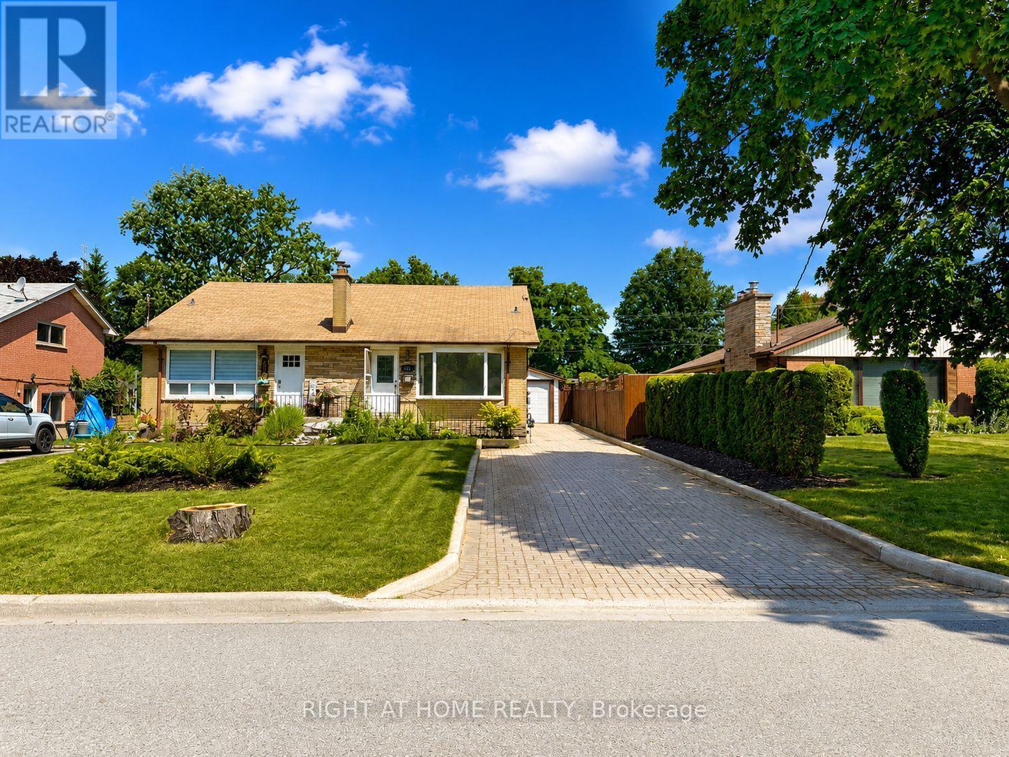238 BURNSIDE DRIVE, London East (East I)