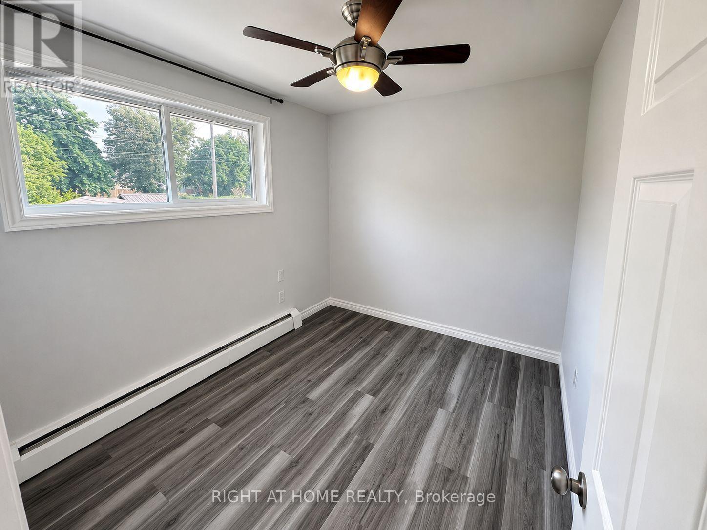 238 Burnside Drive, London East, Ontario  N5V 1B9 - Photo 3 - X13561184