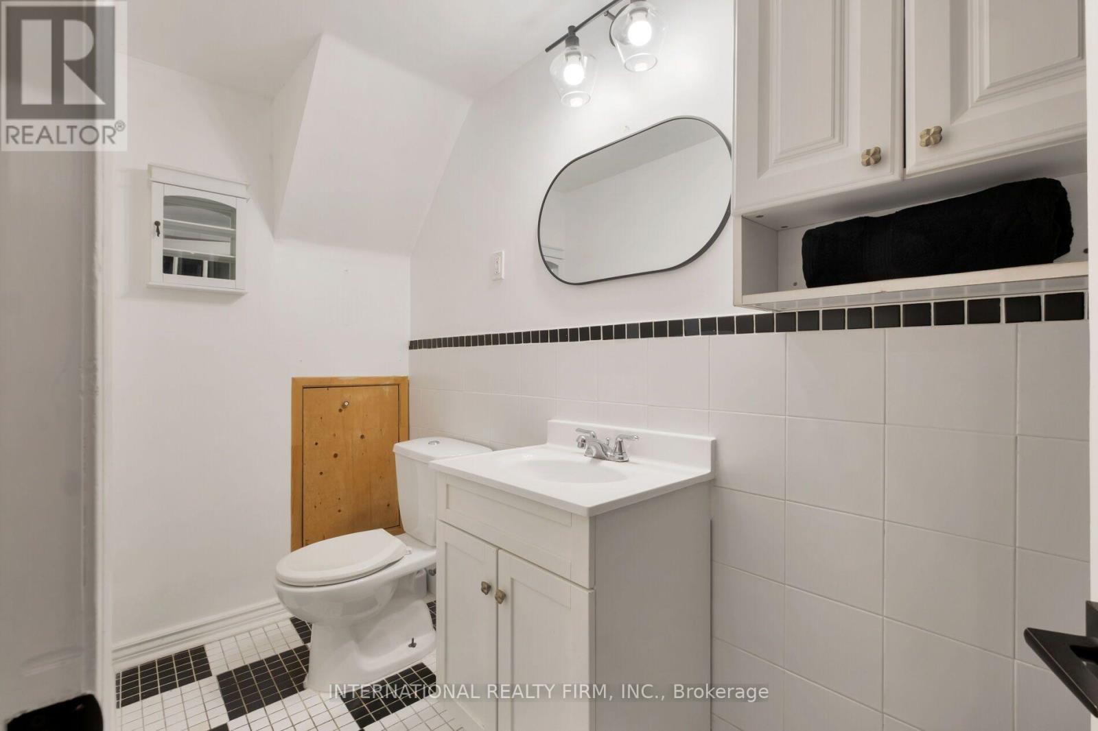 319 Markham Street, Toronto, Ontario M6G 2K8 - Photo 14 - C13584810