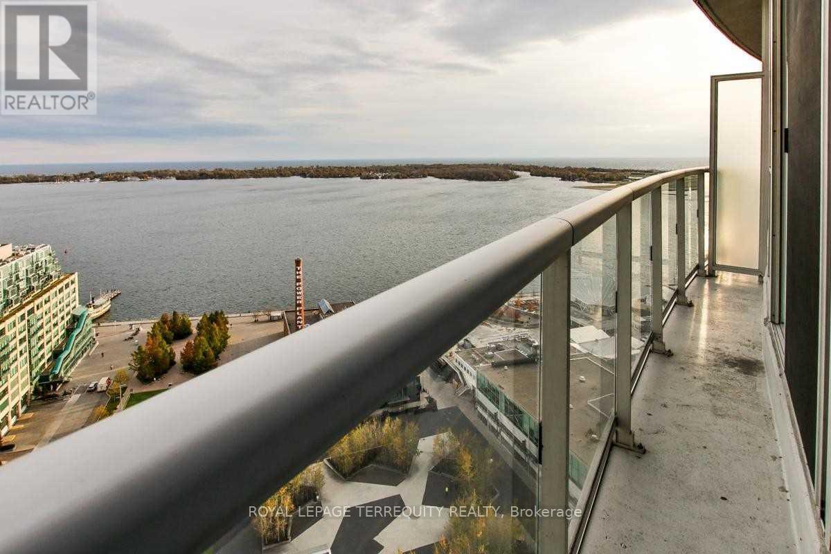 2605 - 218 Queens Quay W, Toronto, Ontario  M5J 2Y6 - Photo 17 - C13584828