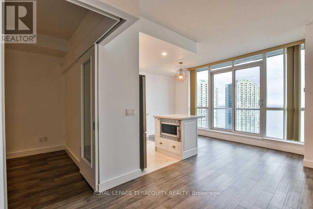 2605 - 218 Queens Quay W, Toronto, Ontario  M5J 2Y6 - Photo 4 - C13584828