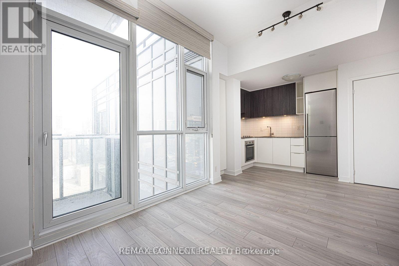 704 - 120 PARLIAMENT STREET, Toronto (Moss Park)