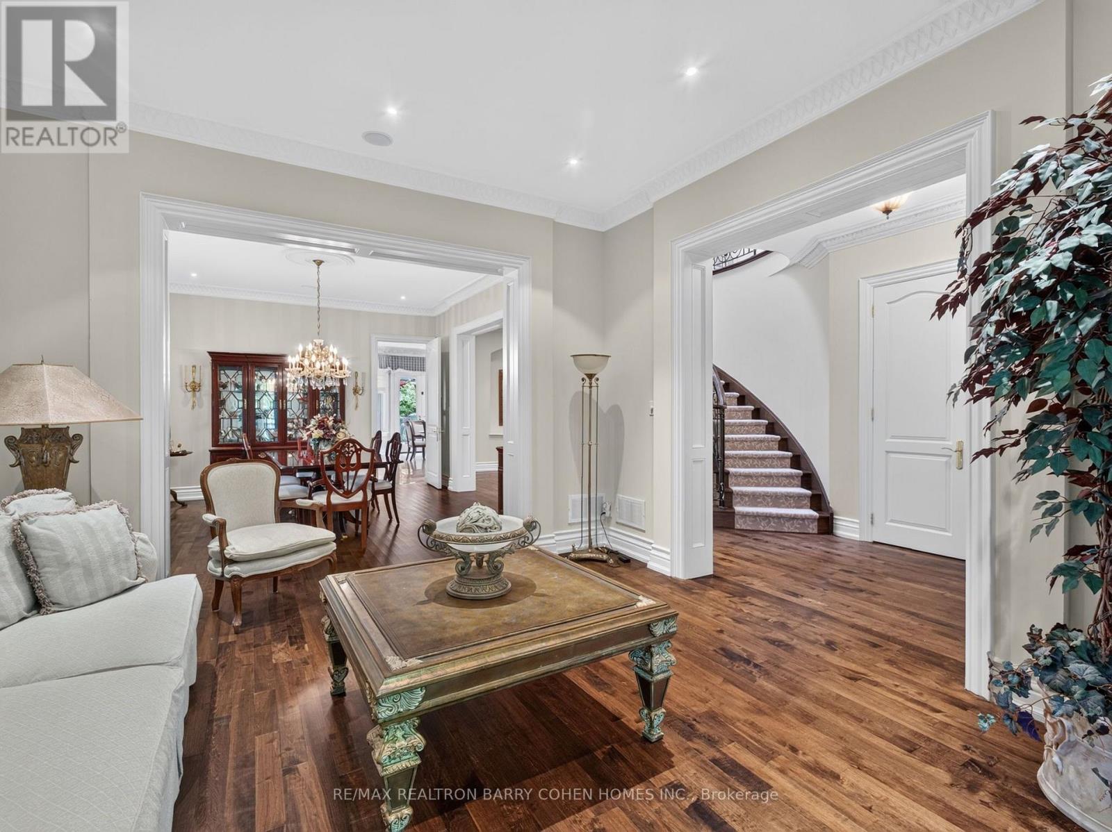 57 Yorkminster Road, Toronto, Ontario  M2P 1M4 - Photo 4 - C13584976