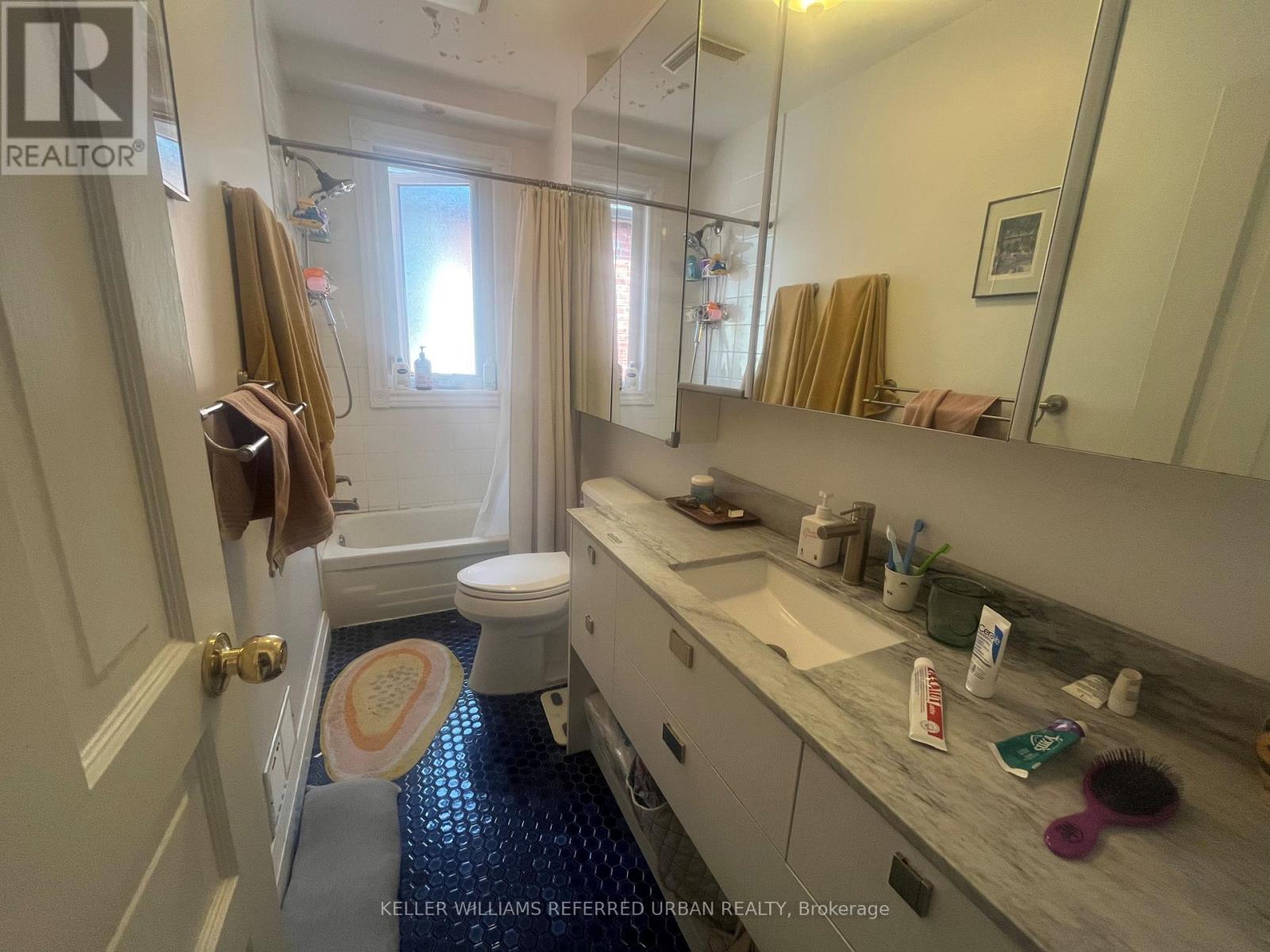 335 ROEHAMPTON AVENUE - Photo 14