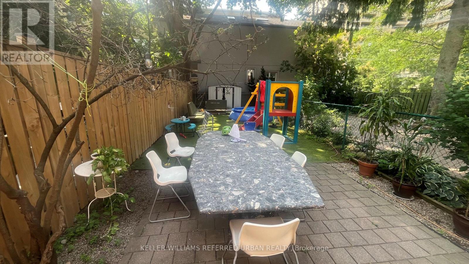 335 ROEHAMPTON AVENUE - Photo 15