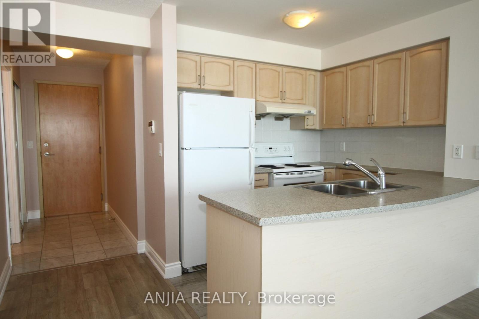 1605 - 50 Brian Harrison Way, Toronto, Ontario  M1P 5J4 - Photo 8 - E13584804