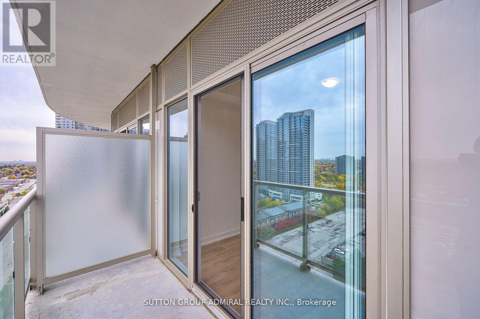 1905 - 2033 Kennedy Road, Toronto, Ontario  M1T 3G2 - Photo 20 - E13584876