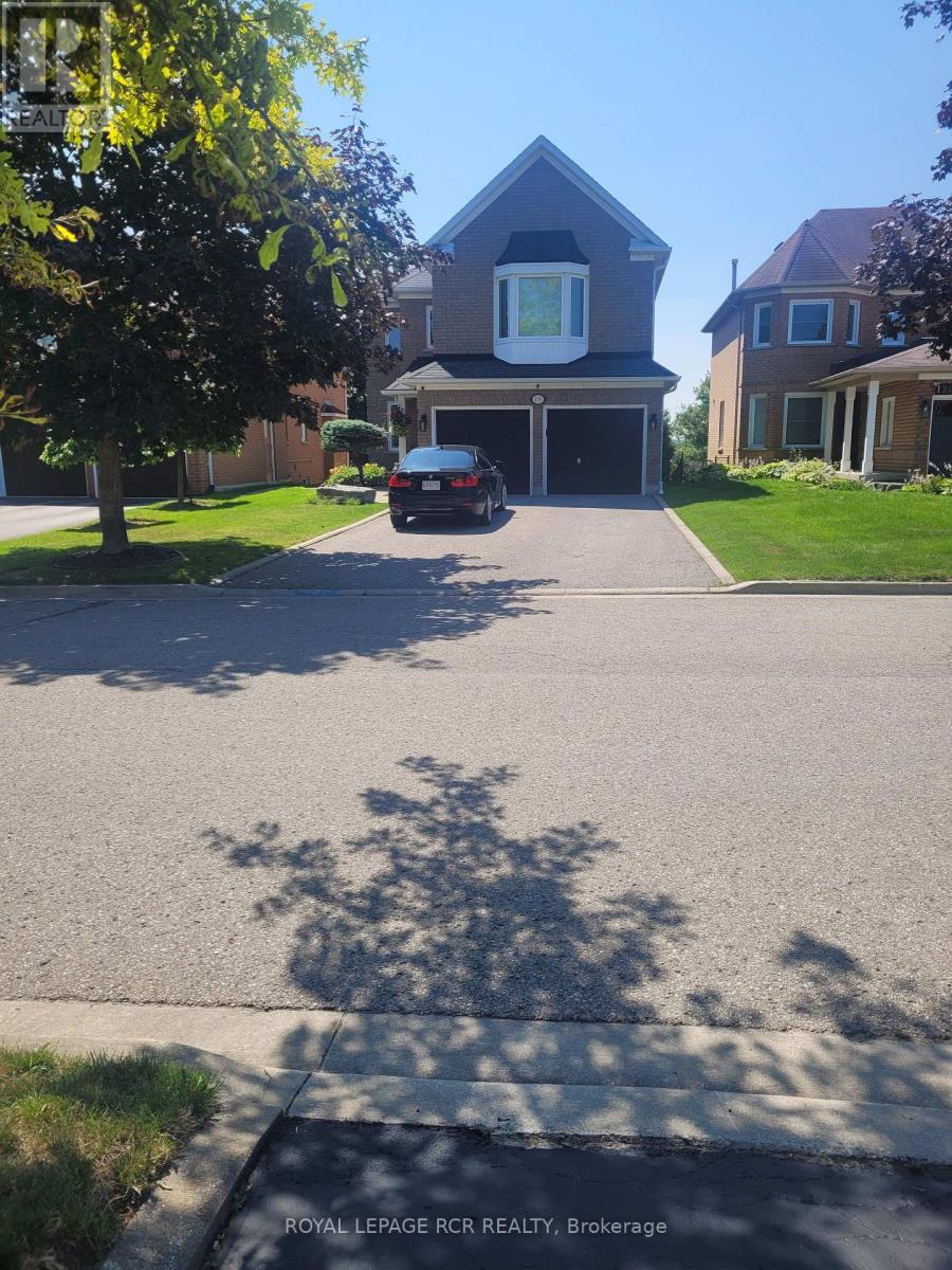 130 Widdifield Avenue, Newmarket, Ontario  L3X 1Z3 - Photo 2 - N13584732
