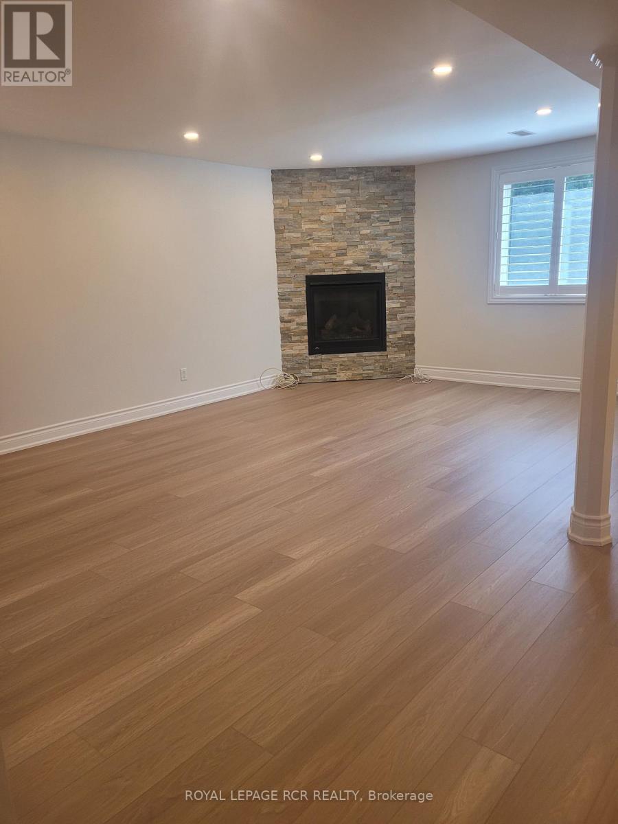 130 Widdifield Avenue, Newmarket, Ontario  L3X 1Z3 - Photo 6 - N13584732