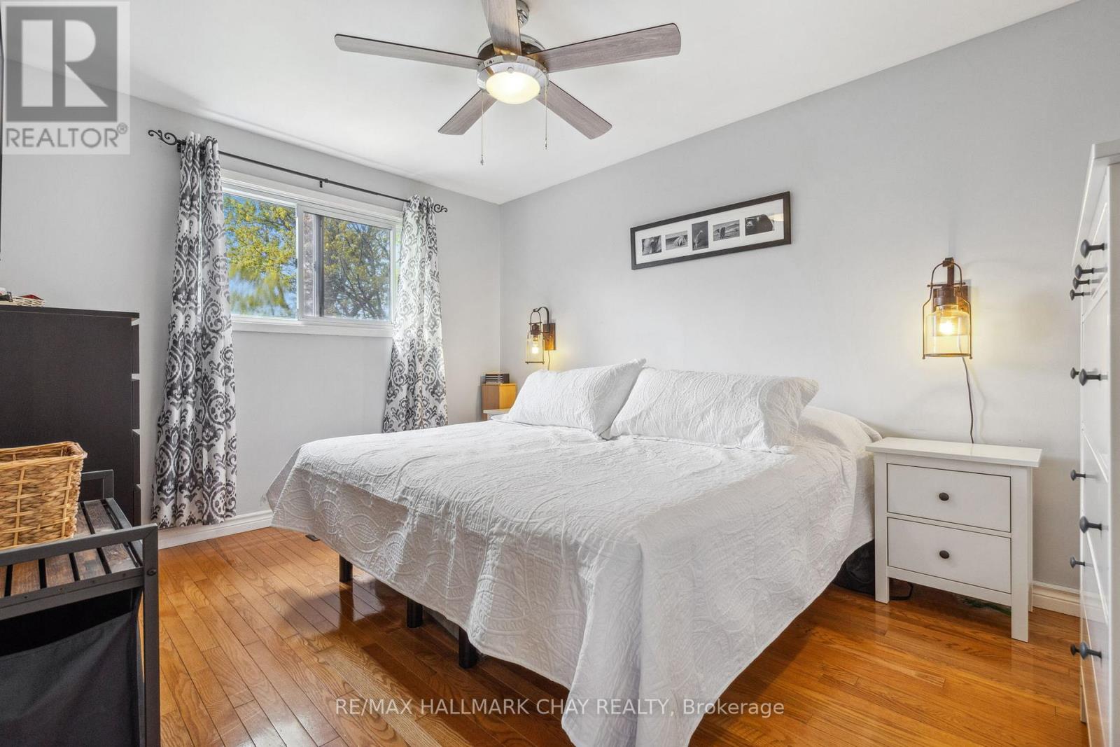 257 Edgehill Drive, Barrie (Letitia Heights), Ontario  L4N 7W9 - Photo 12 - S13584726