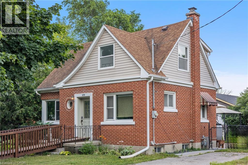 1099 UNION Street, Kitchener, Ontario