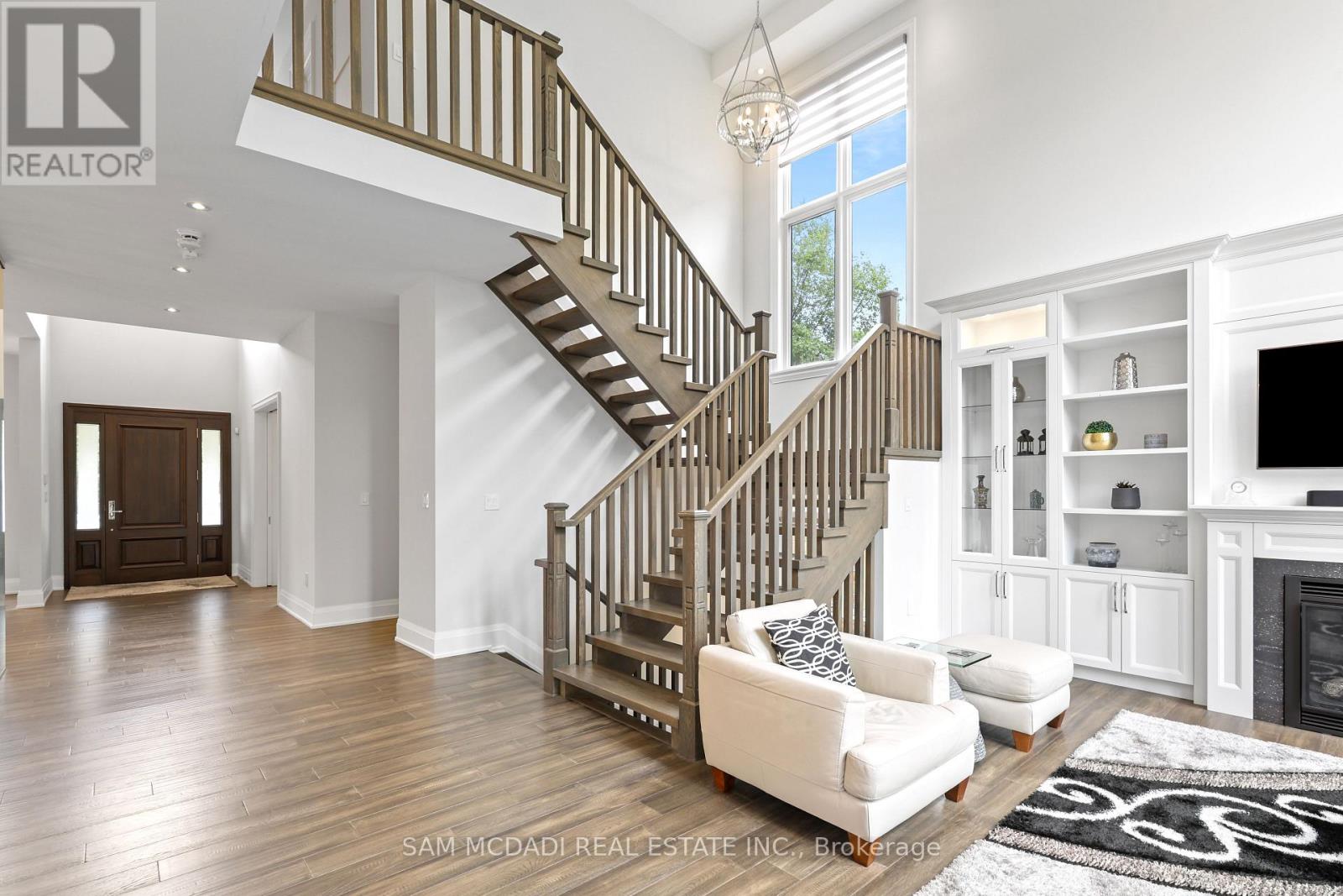 390 Sandhurst Drive, Oakville (Wo West), Ontario  L6L 4L3 - Photo 19 - W13584794