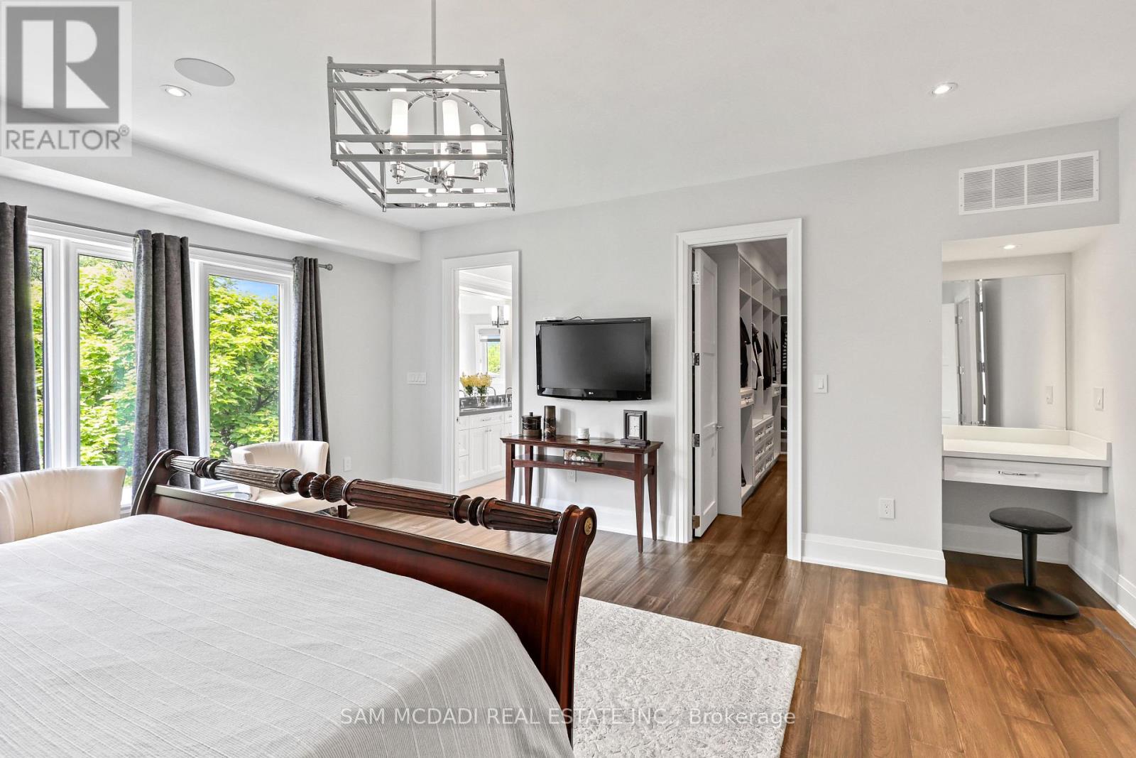 390 Sandhurst Drive, Oakville (Wo West), Ontario  L6L 4L3 - Photo 23 - W13584794