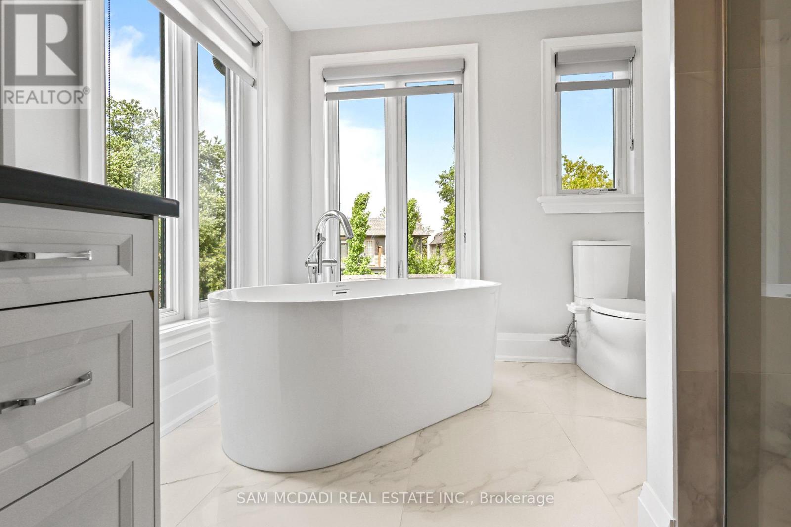 390 Sandhurst Drive, Oakville (Wo West), Ontario  L6L 4L3 - Photo 26 - W13584794
