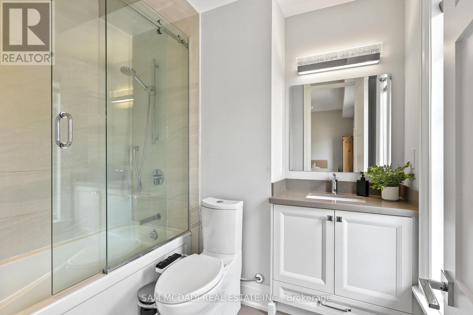 390 Sandhurst Drive, Oakville (Wo West), Ontario  L6L 4L3 - Photo 37 - W13584794