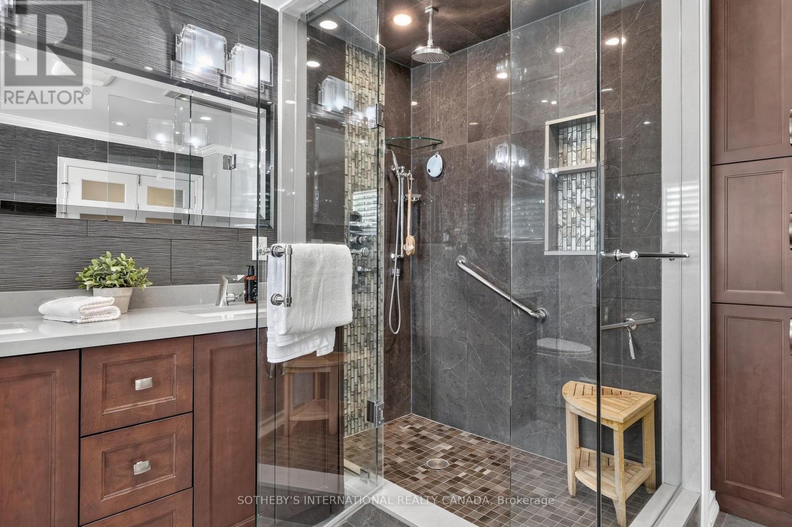 7 Mckee Drive, Caledon, Ontario  L7C 1G8 - Photo 20 - W13584948