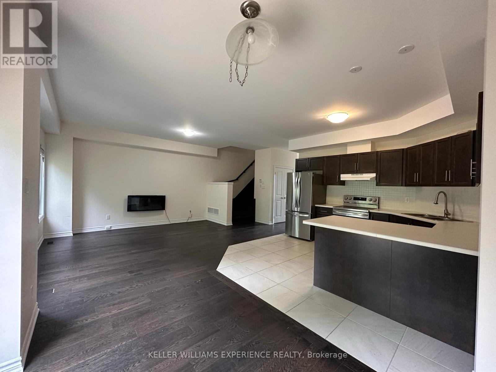 121 Rosie Street, Blue Mountains, Ontario  N0H 1J0 - Photo 6 - X13584764