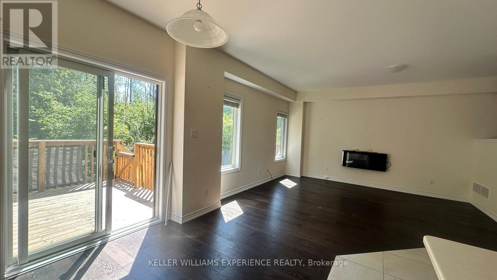 121 Rosie Street, Blue Mountains, Ontario  N0H 1J0 - Photo 7 - X13584764