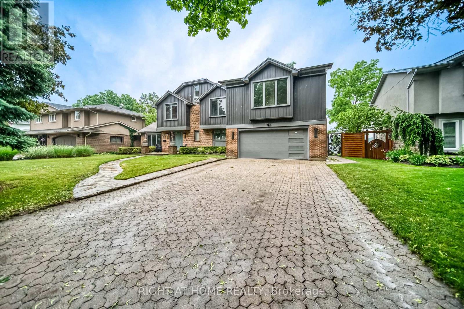 44 Royal Henley Boulevard, St. Catharines, Ontario  L2N 4S1 - Photo 3 - X13584920