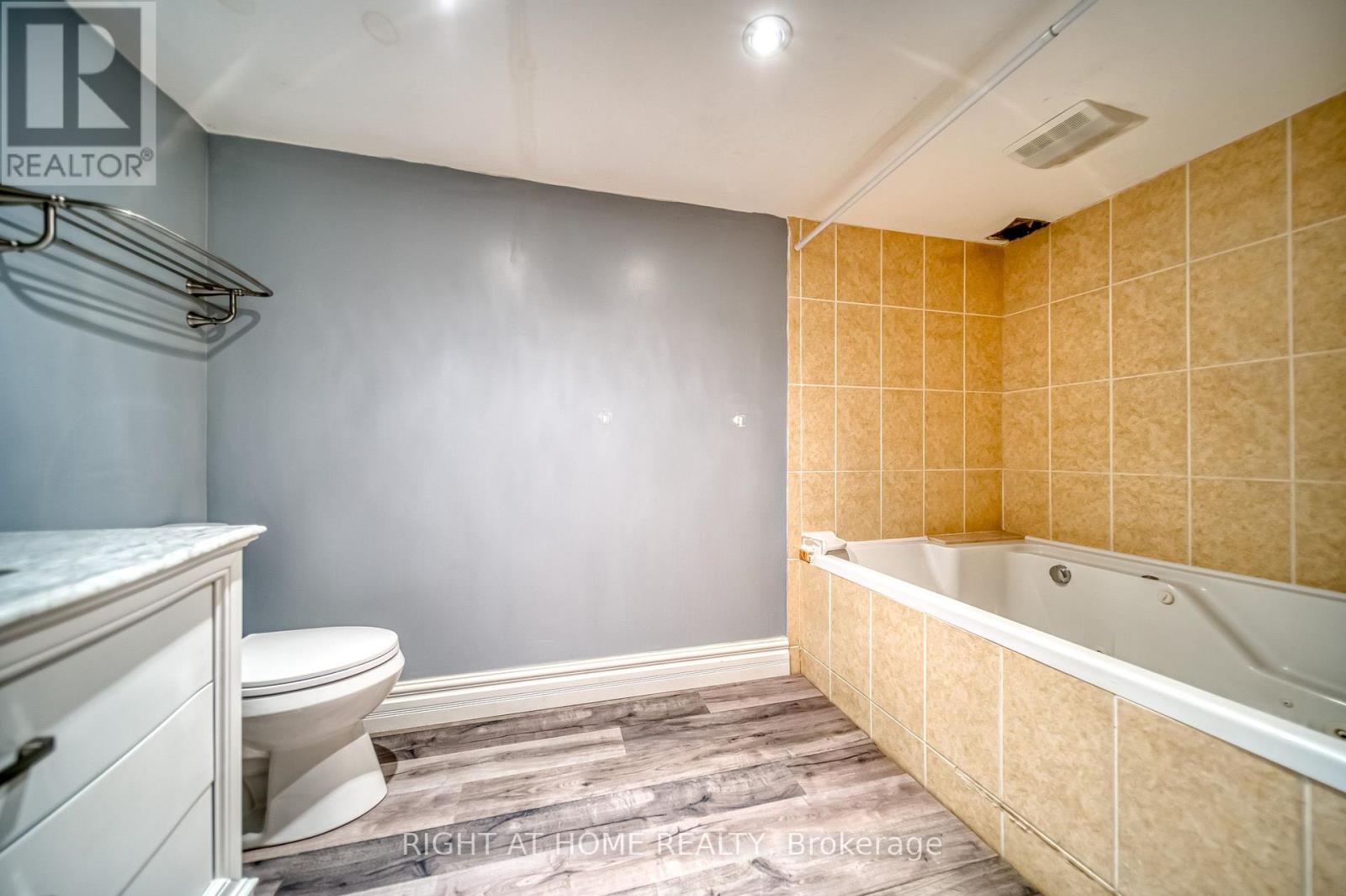 44 Royal Henley Boulevard, St. Catharines, Ontario  L2N 4S1 - Photo 36 - X13584920