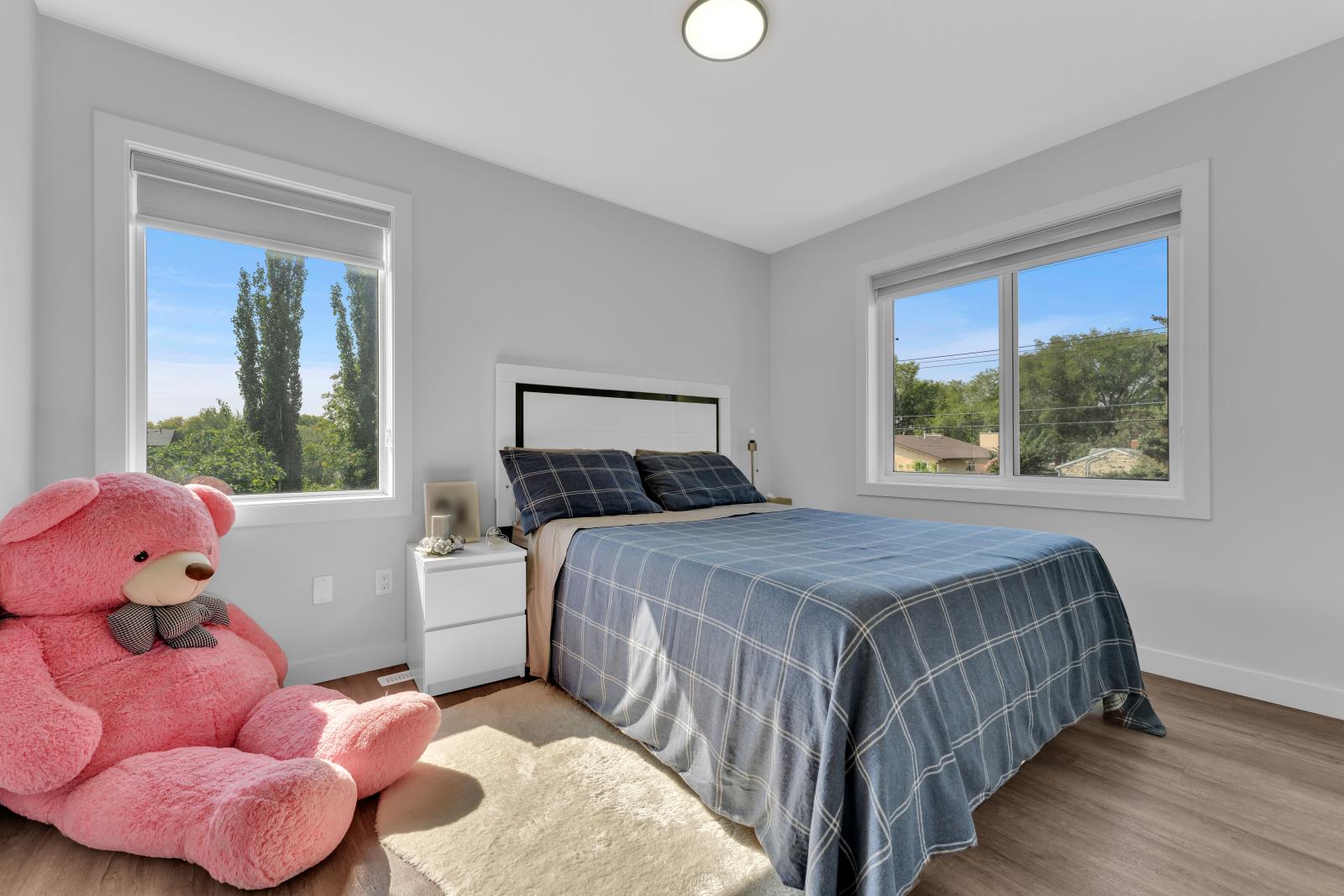 7903 122 Avenue, Edmonton, Alberta  T5B 0J8 - Photo 18 - 43688713