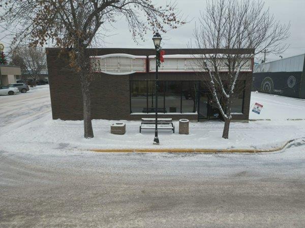 5102-50 street, Whitecourt