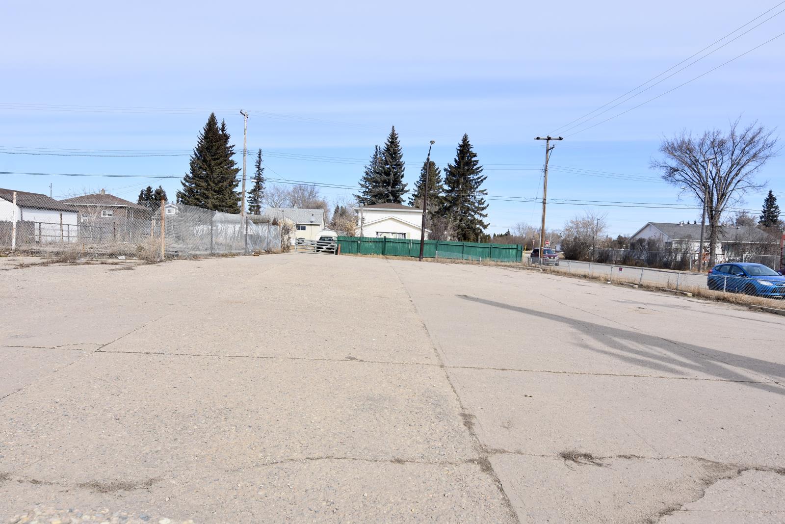 5306 50 Avenue, St. Paul Town
