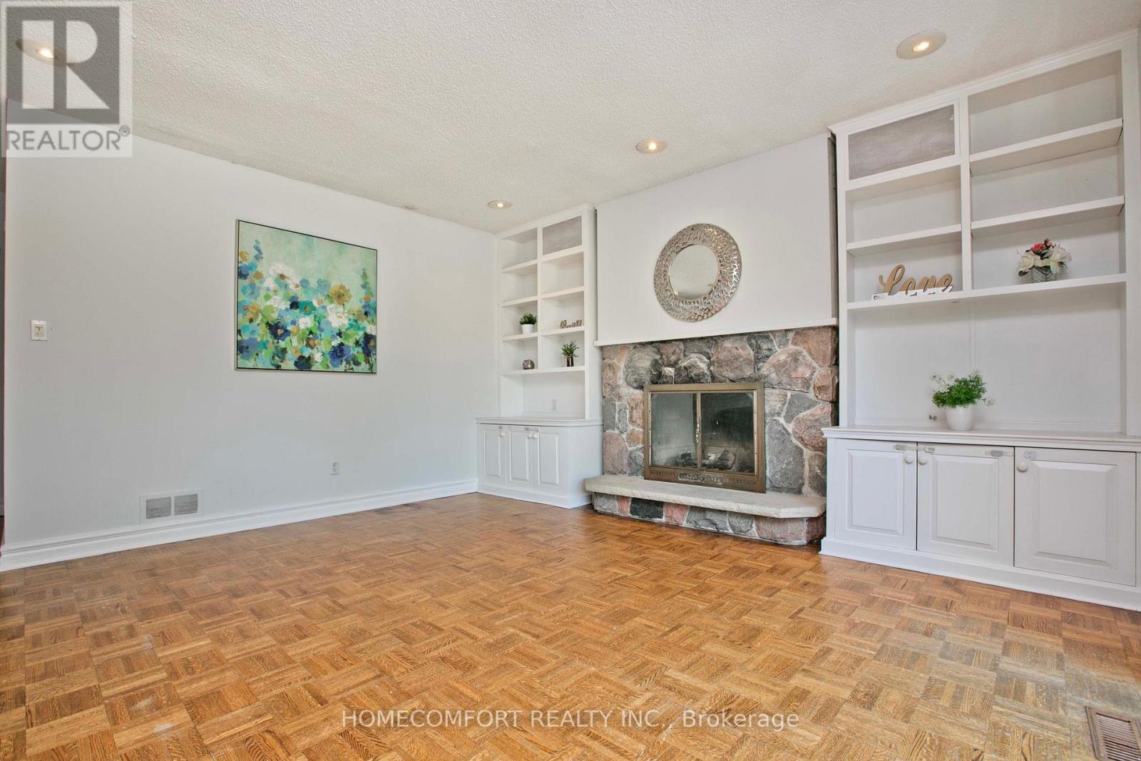 17 Bramble Drive, Toronto, Ontario M3B 2E9 - Photo 7 - C13584500