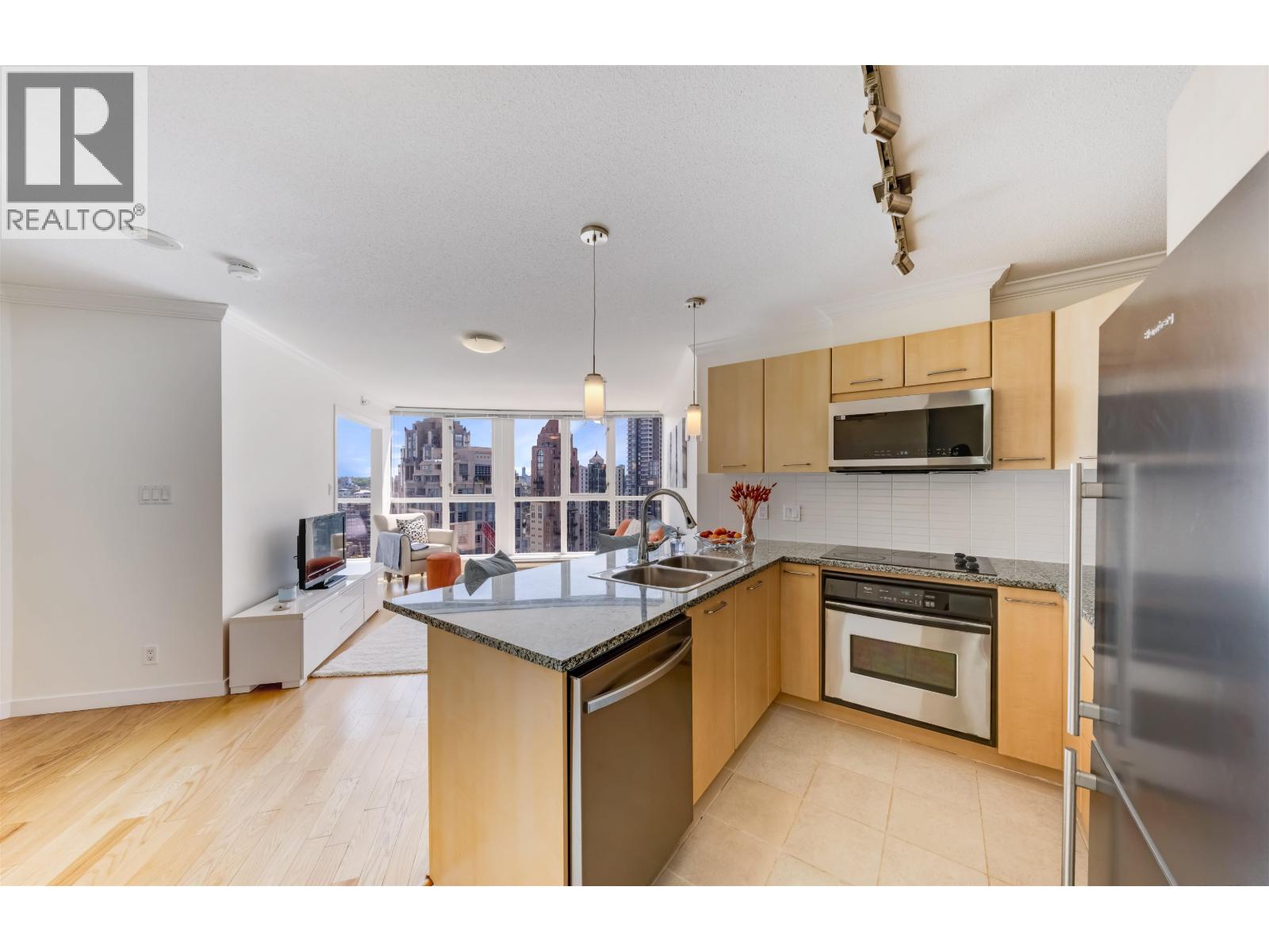 Listing image 13