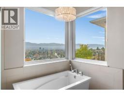 747 Traditions Crescent, Kelowna, British Columbia  V1V 2Y2 - Photo 38 - 10393267