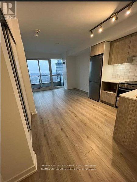 2310 - 395 Bloor Street E, Toronto, Ontario  M4W 1H7 - Photo 4 - C13585020