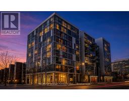 401 - 60 BATHURST STREET, Toronto, Ontario