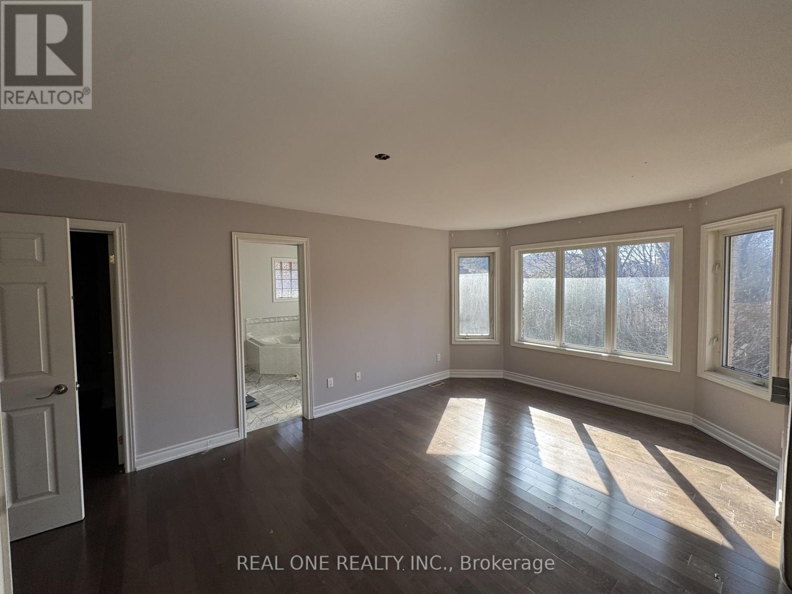 3022 Bayview Avenue, Toronto, Ontario  M2N 5L1 - Photo 5 - C13585082