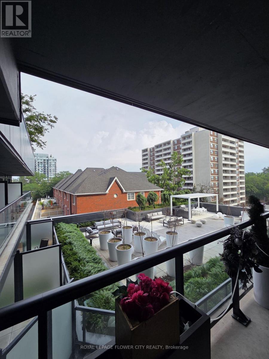 301 - 370 Martha Street, Burlington, Ontario  L7R 0G9 - Photo 6 - W13583290
