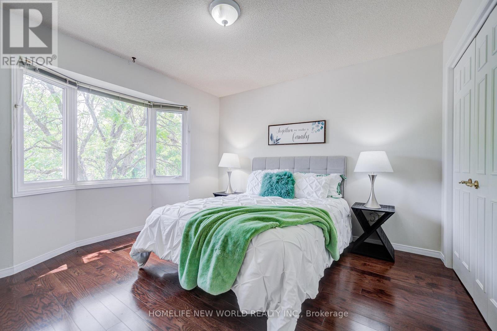 4468 Beacon Lane, Mississauga, Ontario  L5C 4K9 - Photo 28 - W13584892