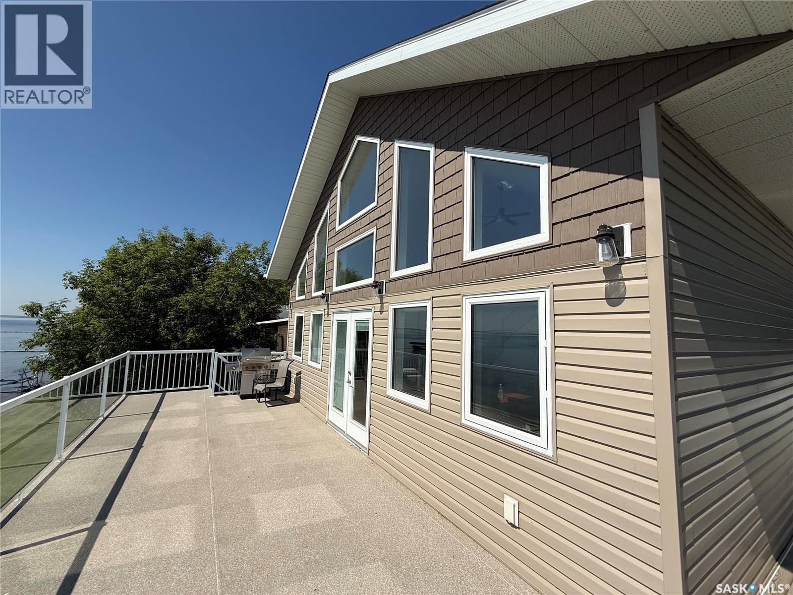 35 Lake Avenue, Jackfish Lake, Saskatchewan  S0M 1X0 - Photo 5 - SK034361