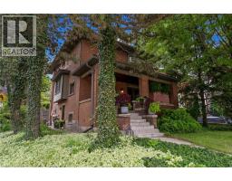 61 MOUNTAIN Avenue, hamilton, Ontario