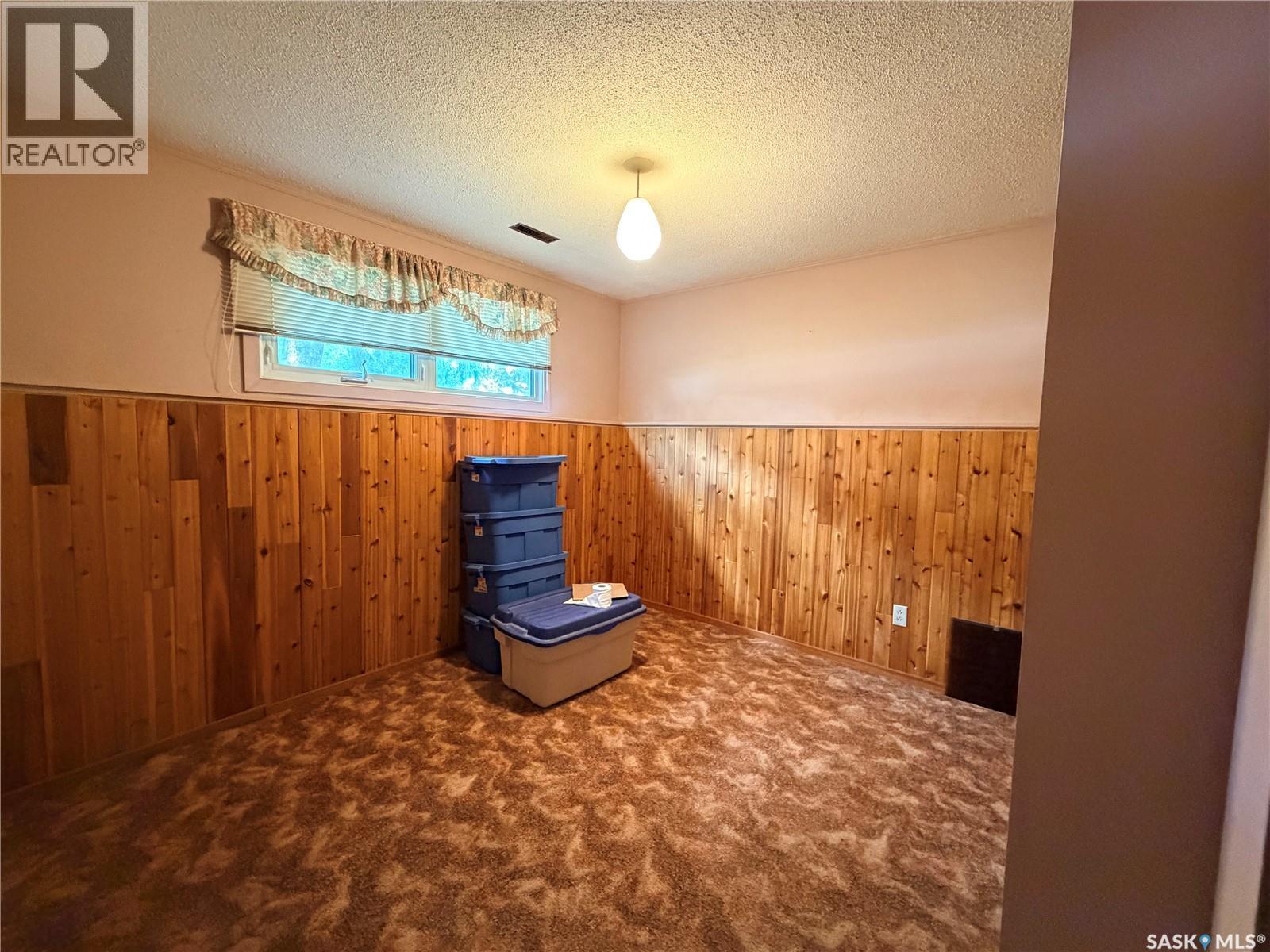 2221 Bedford Avenue E, Regina, Saskatchewan  S4N 0H1 - Photo 17 - SK043130