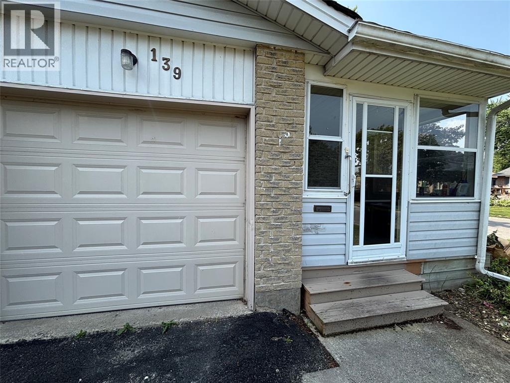 139 Bedford CRESCENT, Sarnia