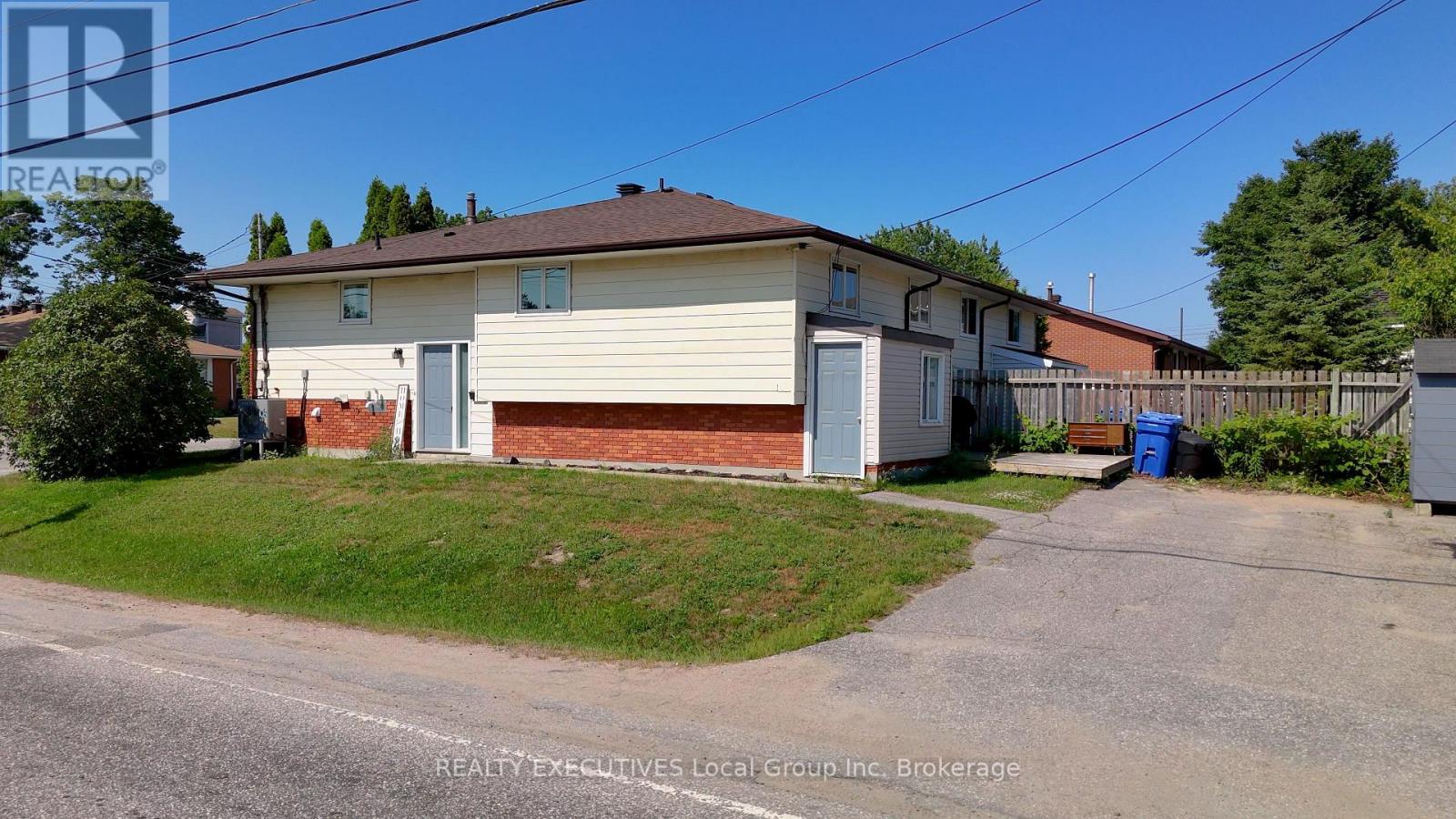 190 Wickstead Avenue, North Bay, Ontario  P1A 3G5 - Photo 2 - X13585268