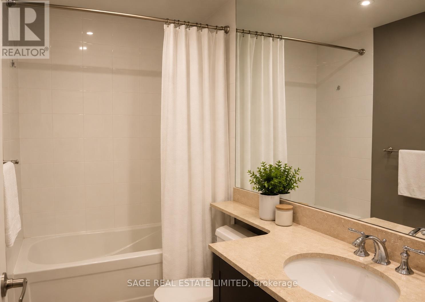 305 - 21 Grand Magazine Street, Toronto, Ontario  M5V 1B5 - Photo 9 - C13585160