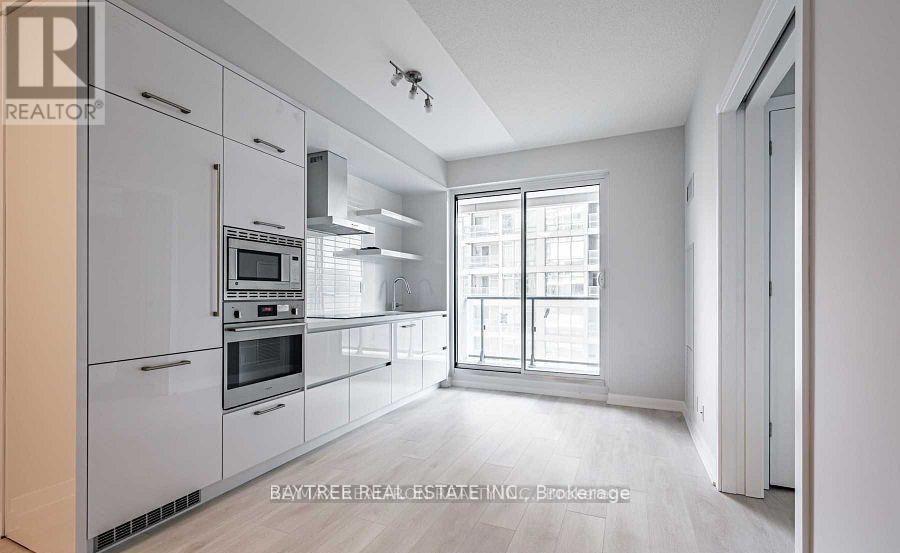 506 - 2221 YONGE STREET