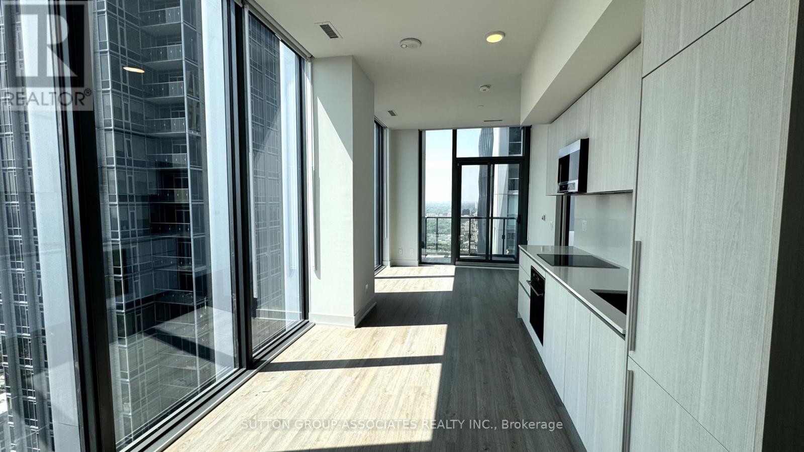 5002 - 8 Cumberland Street, Toronto, Ontario  M4W 0B6 - Photo 3 - C13585296