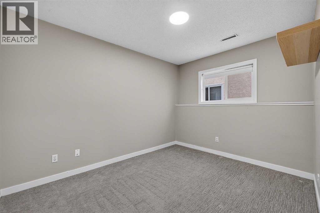 2, 2220 29 Street SW, Calgary, Alberta  T2E 2K2 - Photo 31 - A2327997