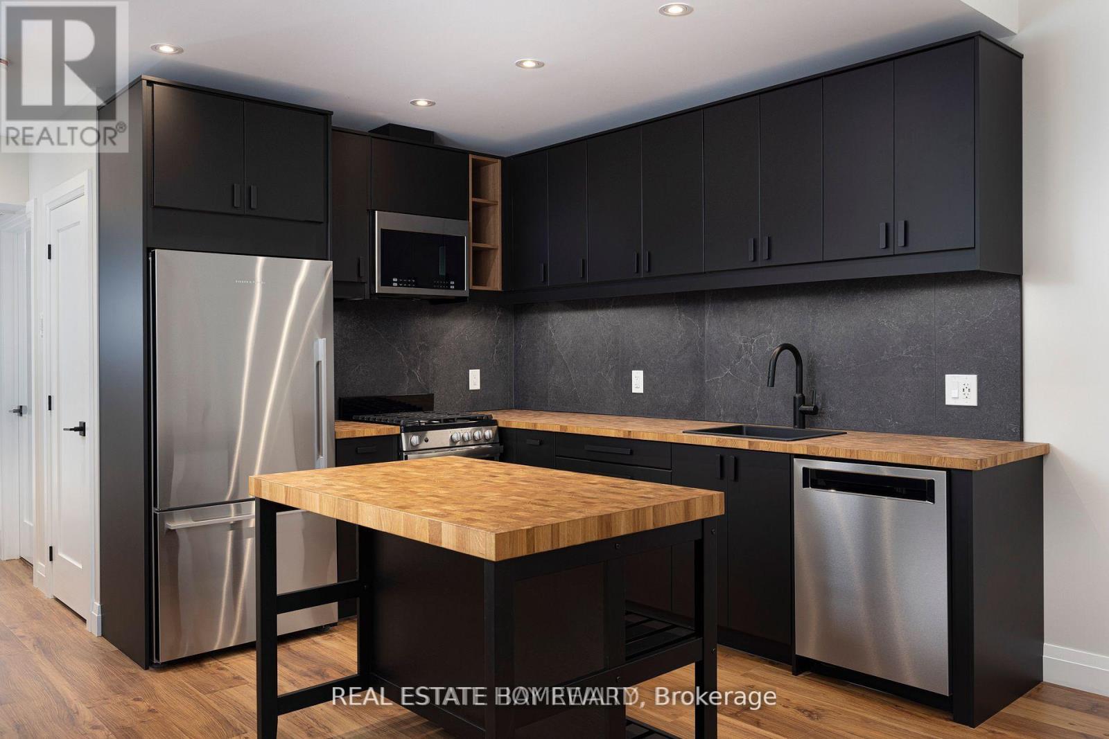 UPPER - 21 ALTON AVENUE - Photo 18