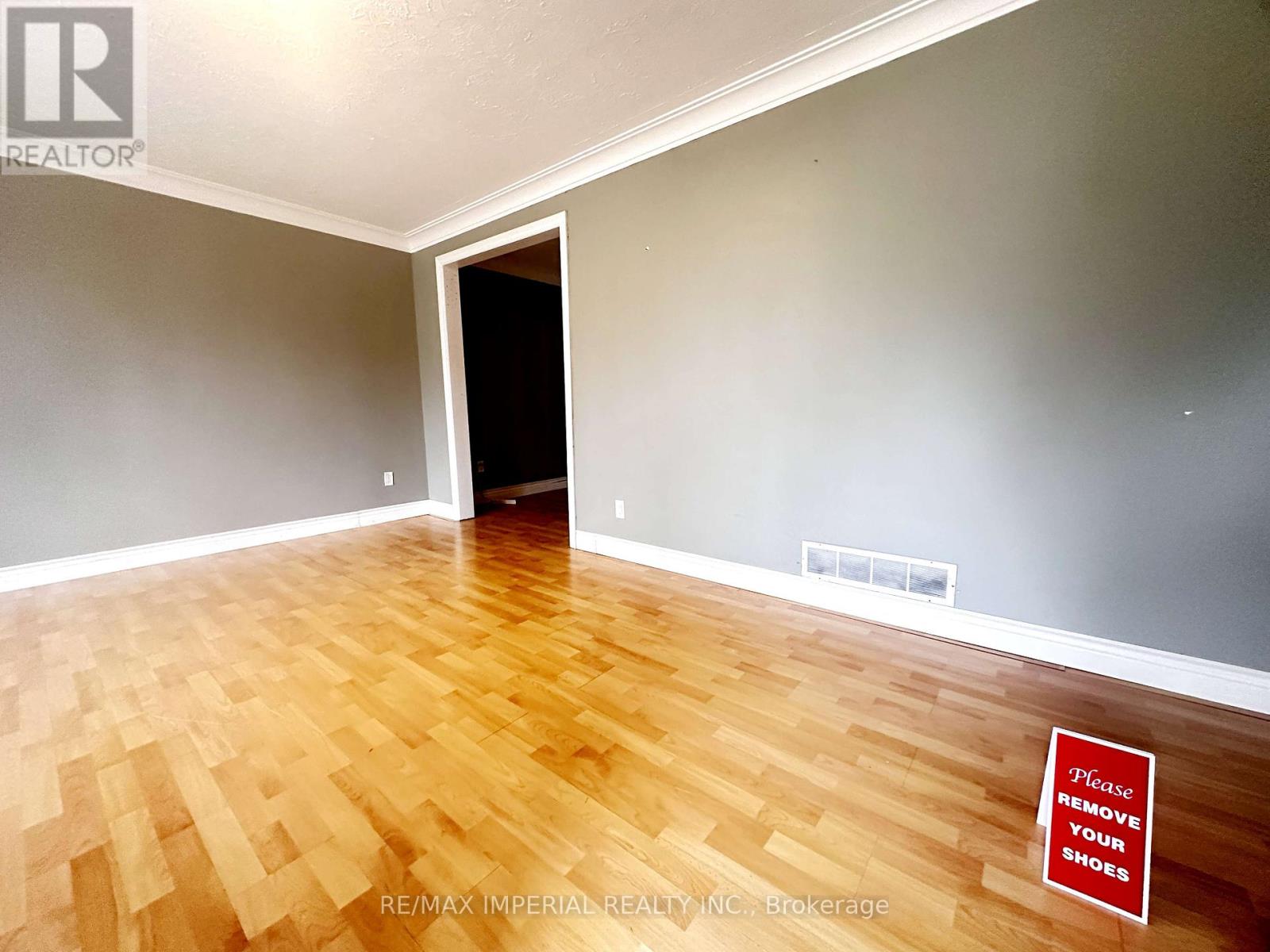 1765 Appleview Road, Pickering, Ontario  L1V 1T7 - Photo 2 - E13585302