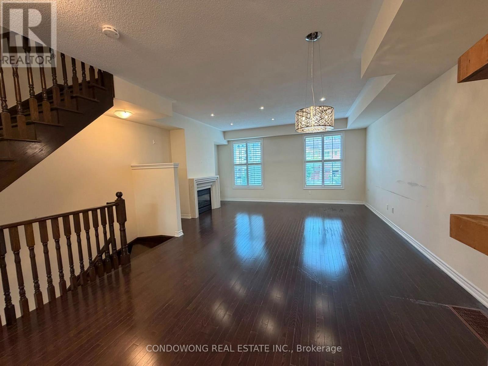 5 Vandaam Lane, Markham, Ontario L6C 0P1 - Photo 1 - N13585104