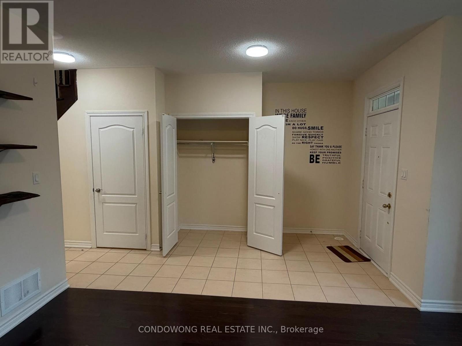 5 Vandaam Lane, Markham, Ontario L6C 0P1 - Photo 13 - N13585104