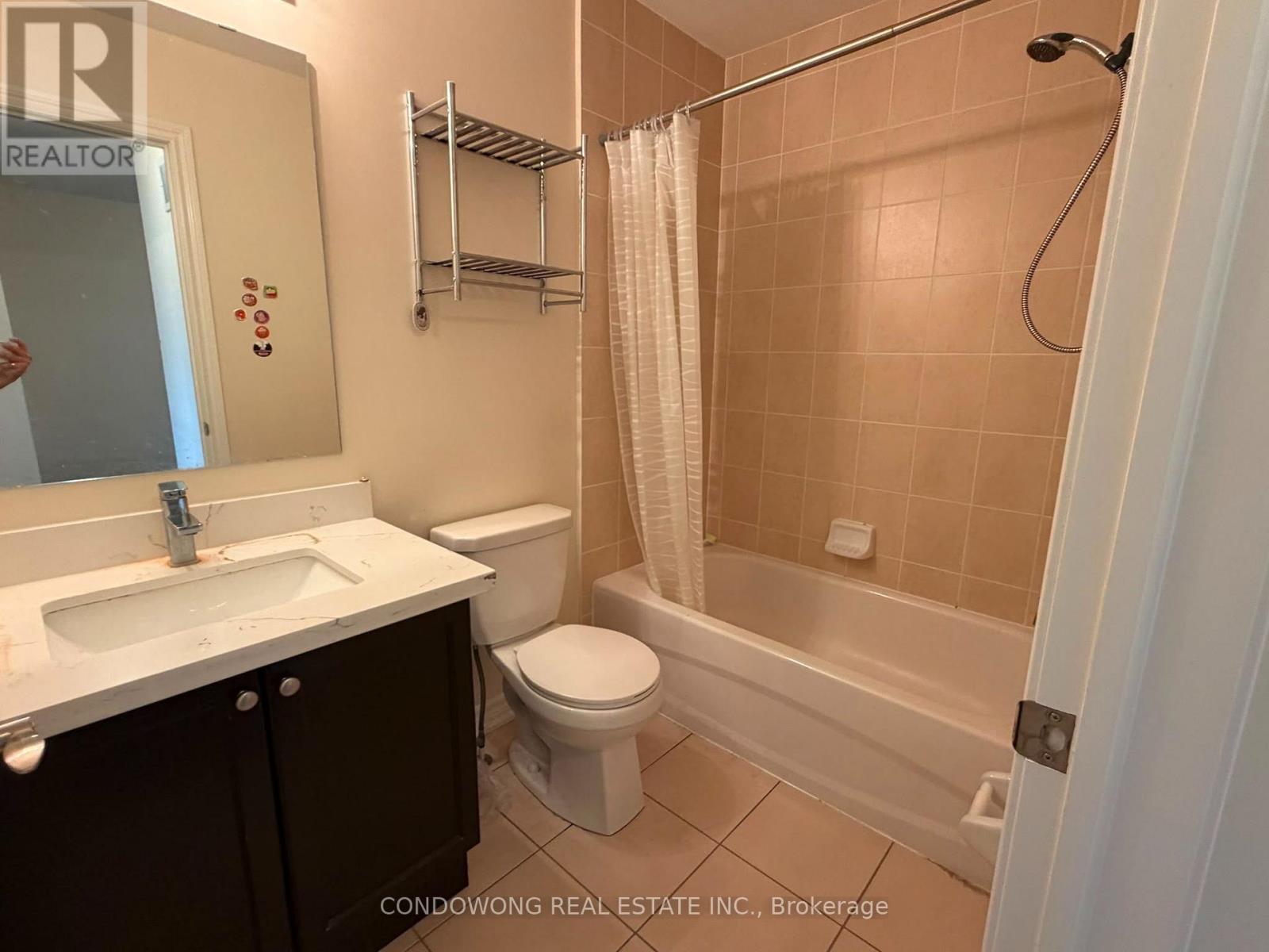 5 Vandaam Lane, Markham, Ontario L6C 0P1 - Photo 5 - N13585104