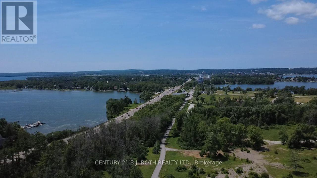 412 Couchiching Point Road, Orillia, Ontario  L3V 6P6 - Photo 32 - S13582694